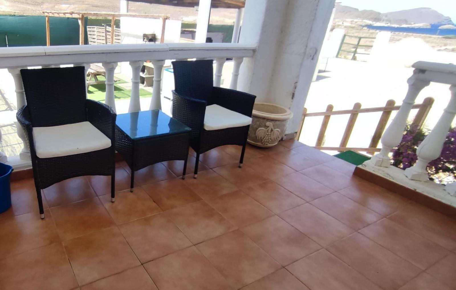 Bluemar Guest House อัลเมรีอา ภายนอก รูปภาพ